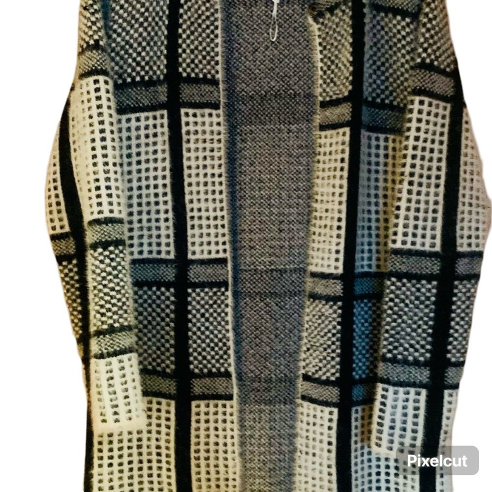 Long classy cardigan, black/white windowpane, super soft, EUC